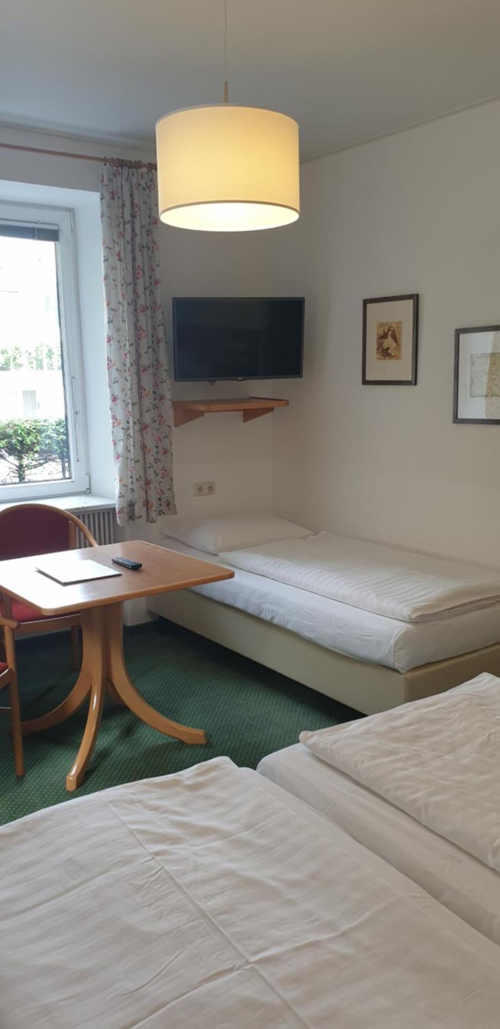 Hohenstauffen Hotel Solnohrad